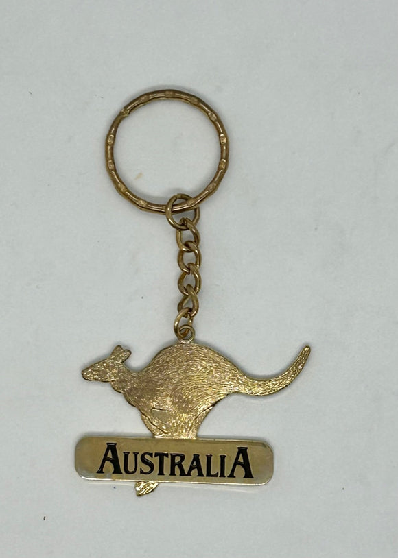 KEYRING GOLD TEXTURED AUSTRALIA KANGAROO